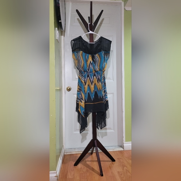 Jessica Simpson Handkerchief Dress US 2 - Picture 2 of 6